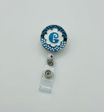 Load image into Gallery viewer, Retractable Enamel Badge Holder - Letter G
