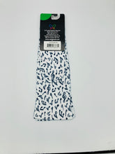 Load image into Gallery viewer, 10-18 mmHg Printed Compression Socks - Music Notes
